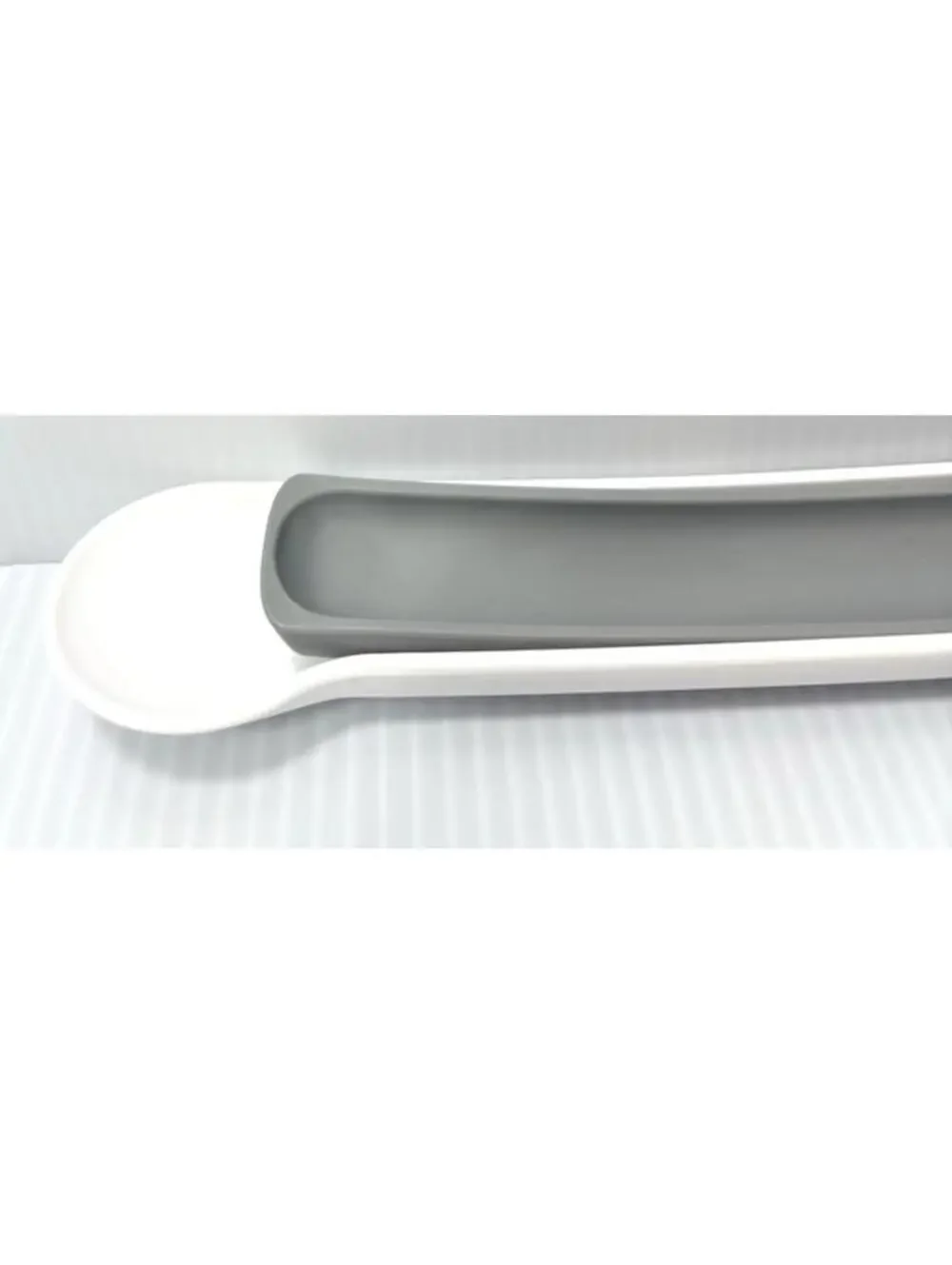 Catit Creamy Spoon Cat Treat Dispenser Feeding Spoon Accessory Tool Pet Cats GUC